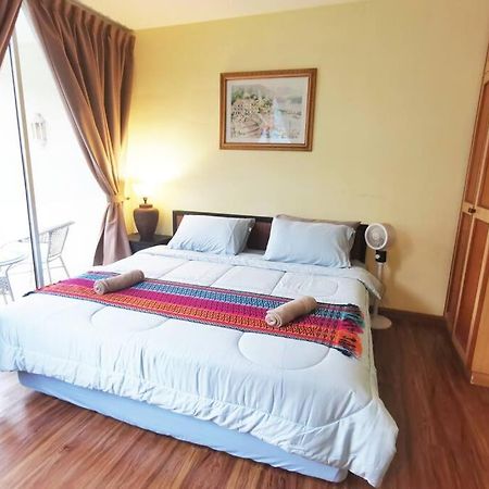 Lotus Desaru Beach Resort, 2 Bdrms, W/Splash Park Bandar Penawar Esterno foto