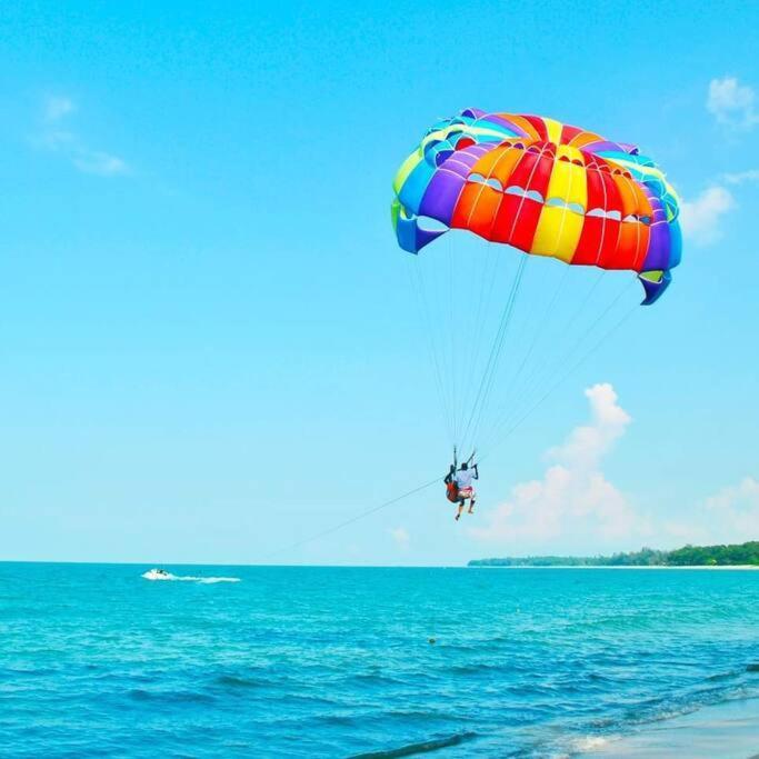 Lotus Desaru Beach Resort, 2 Bdrms, W/Splash Park Bandar Penawar Esterno foto