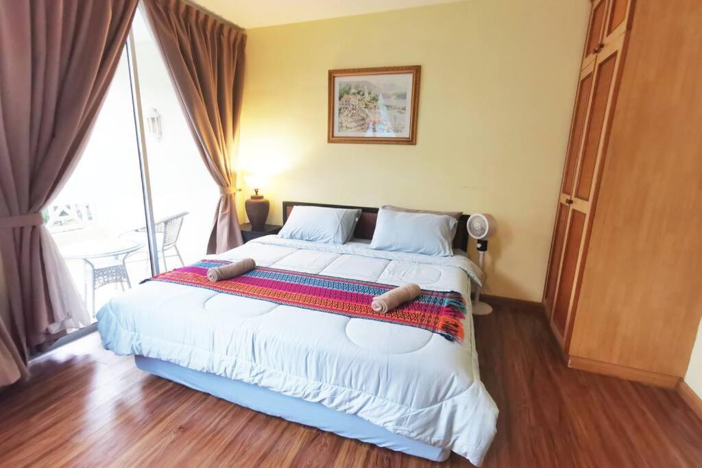 Lotus Desaru Beach Resort, 2 Bdrms, W/Splash Park Bandar Penawar Esterno foto