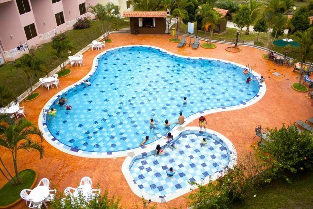 Lotus Desaru Beach Resort, 2 Bdrms, W/Splash Park Bandar Penawar Esterno foto
