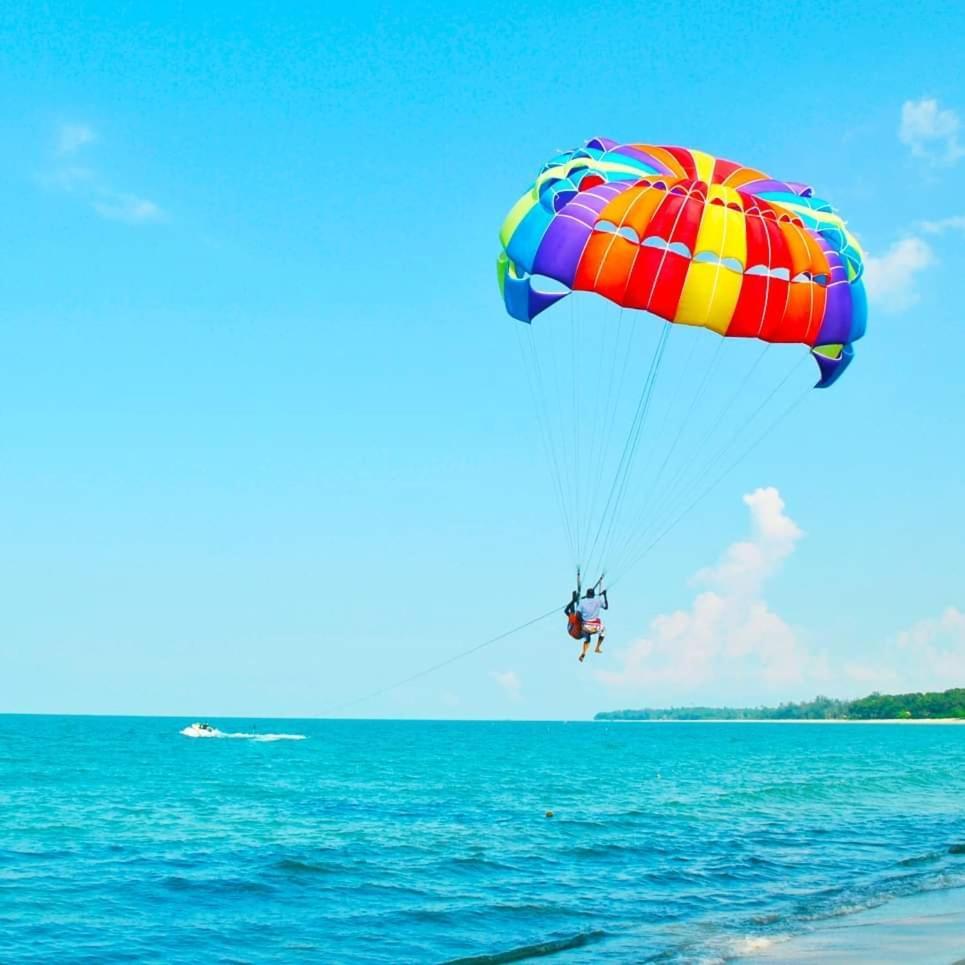 Lotus Desaru Beach Resort, 2 Bdrms, W/Splash Park Bandar Penawar Esterno foto